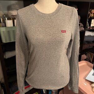 Levi’s grey long sleeve